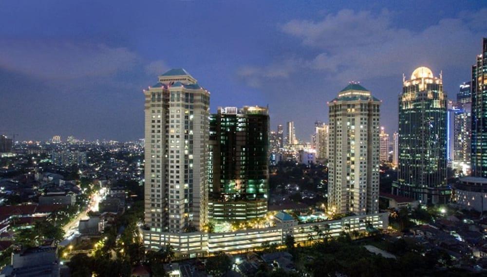Batavia Hotel & Serviced Apartments Jacarta Exterior foto