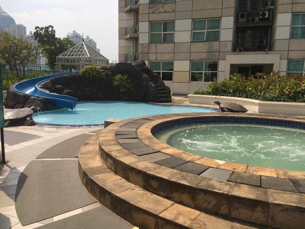 Batavia Hotel & Serviced Apartments Jacarta Exterior foto