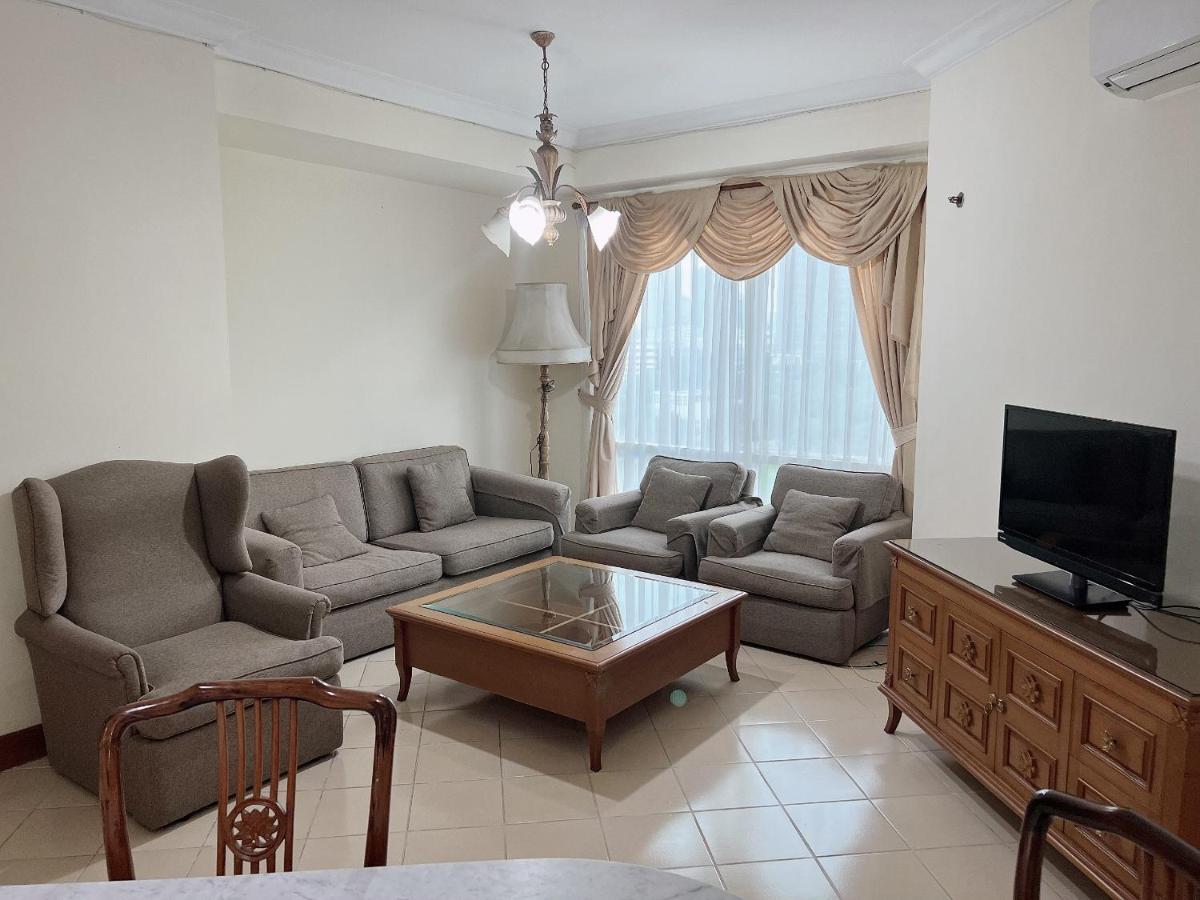 Batavia Hotel & Serviced Apartments Jacarta Exterior foto