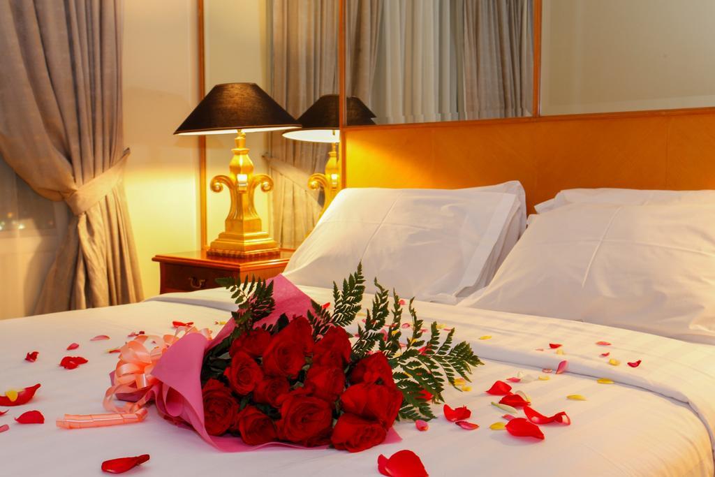 Batavia Hotel & Serviced Apartments Jacarta Exterior foto